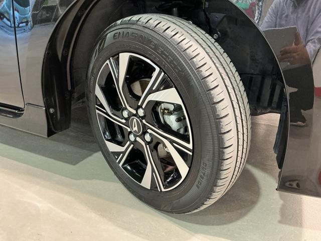 タント カスタムX 衝突軽減ブレーキ リアコーナーセンサー 車線逸脱防止 アイドリングストップ機能 Bカメラ TV 盗難警報装置 LED キーレスエントリー 前席シートヒーター オートLED 電動格納ミラー(51枚目)