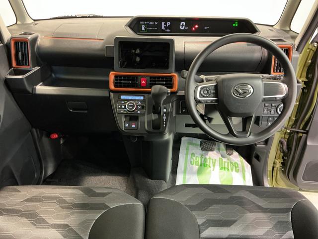 タント ファンクロス パーキングセンサー 衝突軽減システム 両側オートドア シートヒータ オートLED レーンキープアシスト LEDヘットライト キーレスエントリー スマートキ- オートライト ベンチシート(11枚目)