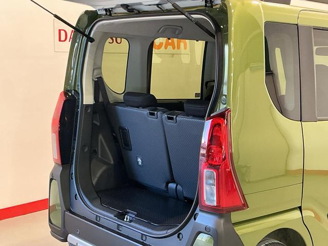 タント ファンクロス パーキングセンサー 衝突軽減システム 両側オートドア シートヒータ オートLED レーンキープアシスト LEDヘットライト キーレスエントリー スマートキ- オートライト ベンチシート(17枚目)