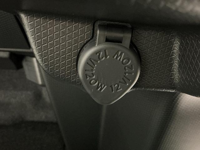 タント ファンクロス パーキングセンサー 衝突軽減システム 両側オートドア シートヒータ オートLED レーンキープアシスト LEDヘットライト キーレスエントリー スマートキ- オートライト ベンチシート(39枚目)