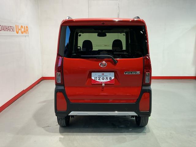 タント ファンクロス パーキングセンサー 衝突軽減システム 両側オートドア シートヒータ オートLED レーンキープアシスト LEDヘットライト キーレスエントリー スマートキ- オートライト ベンチシート(8枚目)