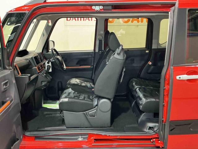 タント ファンクロス パーキングセンサー 衝突軽減システム 両側オートドア シートヒータ オートLED レーンキープアシスト LEDヘットライト キーレスエントリー スマートキ- オートライト ベンチシート(12枚目)