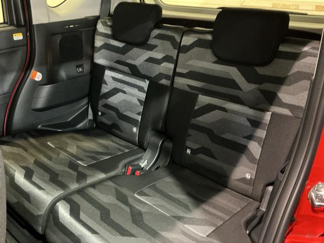 タント ファンクロス パーキングセンサー 衝突軽減システム 両側オートドア シートヒータ オートLED レーンキープアシスト LEDヘットライト キーレスエントリー スマートキ- オートライト ベンチシート(17枚目)