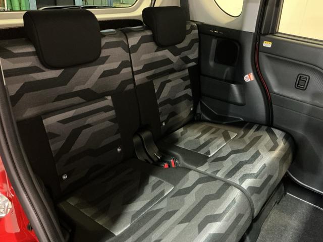 タント ファンクロス パーキングセンサー 衝突軽減システム 両側オートドア シートヒータ オートLED レーンキープアシスト LEDヘットライト キーレスエントリー スマートキ- オートライト ベンチシート(18枚目)