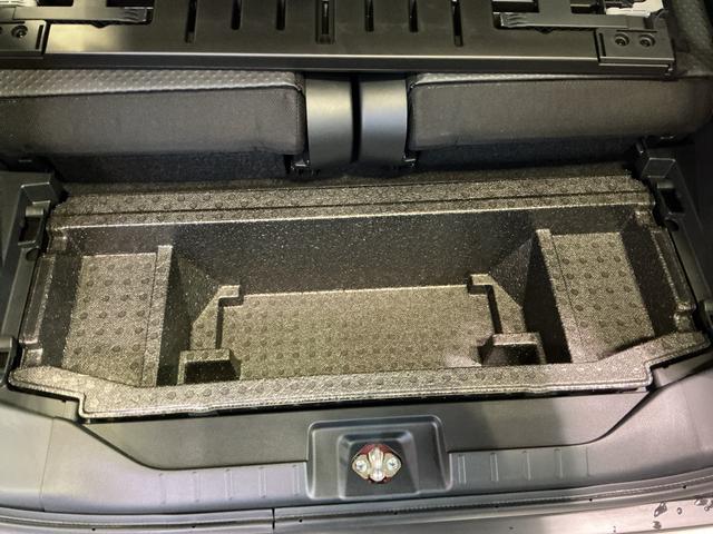 タント ファンクロス パーキングセンサー 衝突軽減システム 両側オートドア シートヒータ オートLED レーンキープアシスト LEDヘットライト キーレスエントリー スマートキ- オートライト ベンチシート(23枚目)