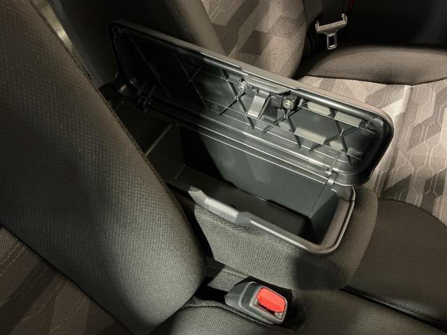 タント ファンクロス パーキングセンサー 衝突軽減システム 両側オートドア シートヒータ オートLED レーンキープアシスト LEDヘットライト キーレスエントリー スマートキ- オートライト ベンチシート(28枚目)