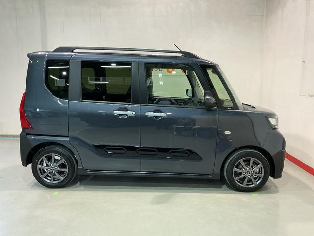 タント ファンクロス パーキングセンサー 衝突軽減システム 両側オートドア シートヒータ オートLED レーンキープアシスト LEDヘットライト キーレスエントリー スマートキ- オートライト ベンチシート(9枚目)