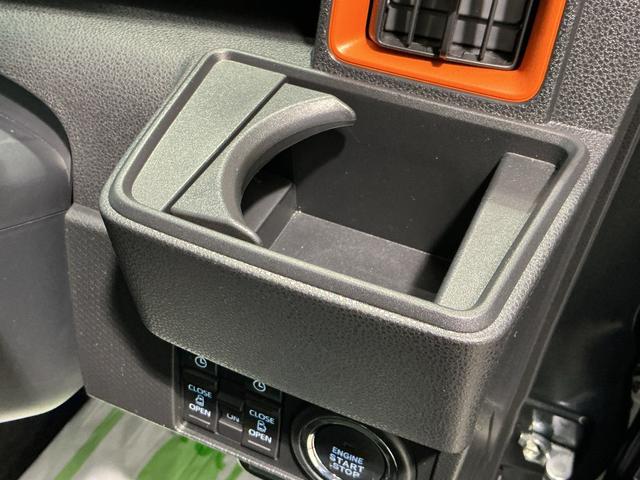 タント ファンクロス パーキングセンサー 衝突軽減システム 両側オートドア シートヒータ オートLED レーンキープアシスト LEDヘットライト キーレスエントリー スマートキ- オートライト ベンチシート(27枚目)