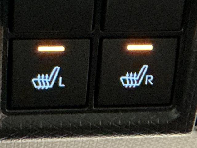 タント ファンクロス パーキングセンサー 衝突軽減システム 両側オートドア シートヒータ オートLED レーンキープアシスト LEDヘットライト キーレスエントリー スマートキ- オートライト ベンチシート(41枚目)