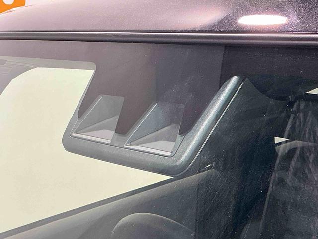 タフト Gターボ ダーククロムベンチャー 車線逸脱警報装置 衝突回避支援ブレーキ シートヒータ 電動格納ドアミラー 安全ボディ LED ムーンルーフ アイドリンストップ オートハイビーム ターボ車 セキュリティ スマートキー キーフリー(8枚目)