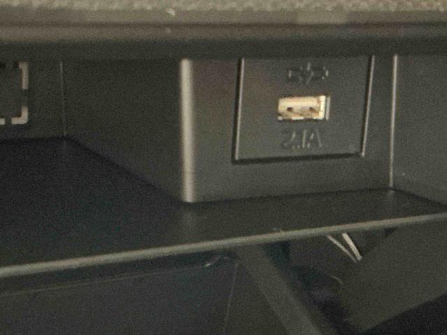 タフト Gターボ ダーククロムベンチャー 車線逸脱警報装置 衝突回避支援ブレーキ シートヒータ 電動格納ドアミラー 安全ボディ LED ムーンルーフ アイドリンストップ オートハイビーム ターボ車 セキュリティ スマートキー キーフリー(17枚目)