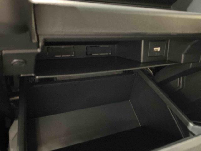 タフト Gターボ ダーククロムベンチャー 車線逸脱警報装置 衝突回避支援ブレーキ シートヒータ 電動格納ドアミラー 安全ボディ LED ムーンルーフ アイドリンストップ オートハイビーム ターボ車 セキュリティ スマートキー キーフリー(18枚目)