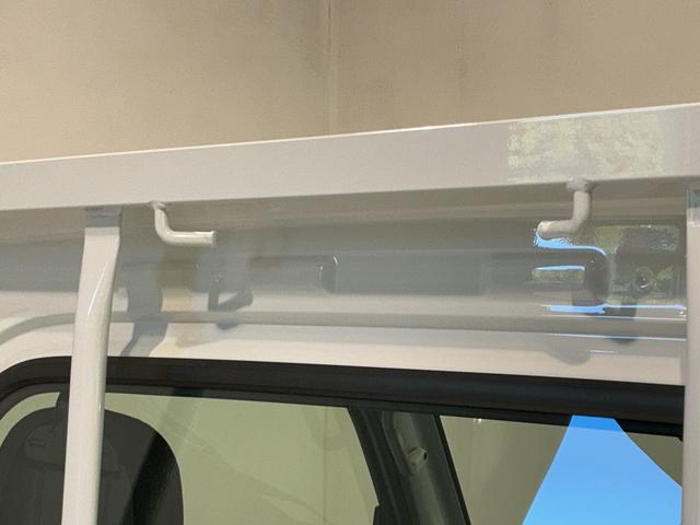 ハイゼットトラック スタンダード 農用スペシャル 4WD レーンキープアシスト ソナー 助手席エアバック 誤発進抑制機能 エアコン付 衝突安全ボディ 運転席エアバック オートライト 横滑り防止 アイドリングストップ ABS イモビ(33枚目)