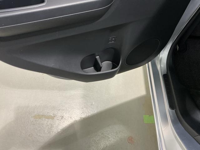 ミライース L SAIII アイドリングSTOP 前後障害物センサー 衝突防止 キ-レス イモビライザー Wエアバッグ 横滑防止 レーンキープアシスト オートハイビーム 運転席エアバック ABS オートライト(31枚目)