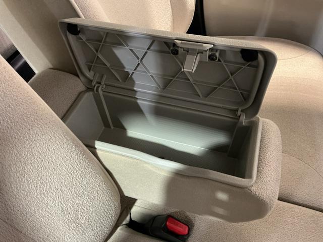 ムーヴキャンバス ＧメイクアップＶＳ　ＳＡＩＩＩ　踏み間違え防止　横滑り防止機能　パノラミックビューモニター　ＥＴＣ車載器　衝突安全ボディ　電動格納ミラー　ＬＥＤライト　キーフリーシステム　ドライブレコーダー　メモリーナビ　ナビＴＶ　ベンチシート（29枚目）