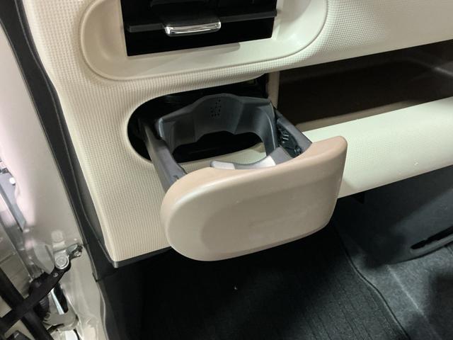 ムーヴキャンバス ＧメイクアップＶＳ　ＳＡＩＩＩ　踏み間違え防止　横滑り防止機能　パノラミックビューモニター　ＥＴＣ車載器　衝突安全ボディ　電動格納ミラー　ＬＥＤライト　キーフリーシステム　ドライブレコーダー　メモリーナビ　ナビＴＶ　ベンチシート（30枚目）