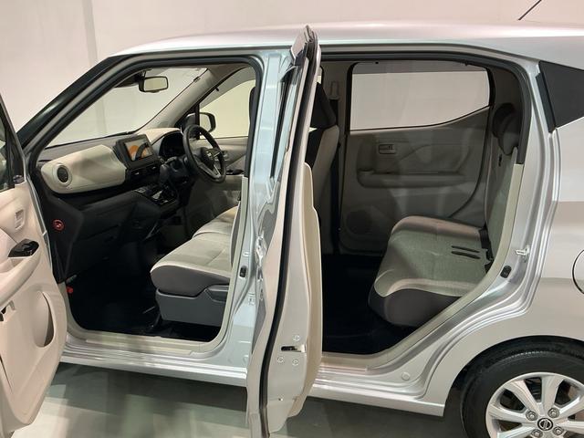 デイズ X コーナーソナー 電動格納式ドアミラー 踏み間違え防止 横滑防止装置 スマートキー イモビライザー バックカメラ ETC アイドリングストップ キーレス 衝突安全ボディ ナビTV ABS(13枚目)