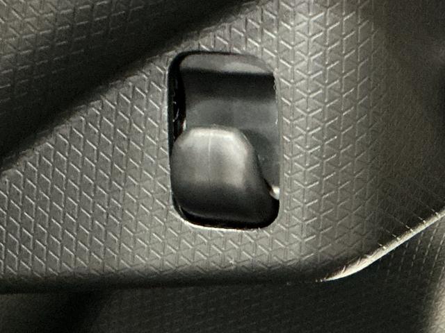 タント L 電動格納式ミラー アイドリングストップ機能 レーダーブレーキサポート セキュリティーアラーム リモコンキー LEDライト オートハイビーム 車線逸脱防止 スマートキー&プッシュスタート(29枚目)