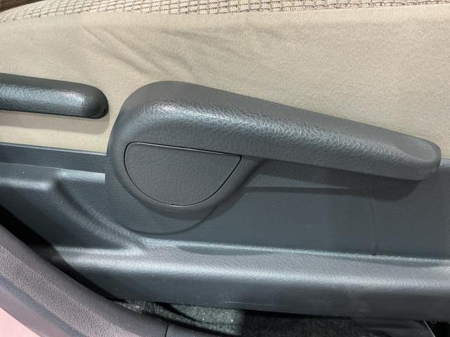 ミラココア ココアＸスマートセレクションＳＮ　電動格納ドアミラー　盗難警報装置　バックモニター　ＥＴＣ付き　Ｗエアバッグ　エコアイドル　スマートキー　キーフリー　ＡＢＳ　ベンチシート（16枚目）