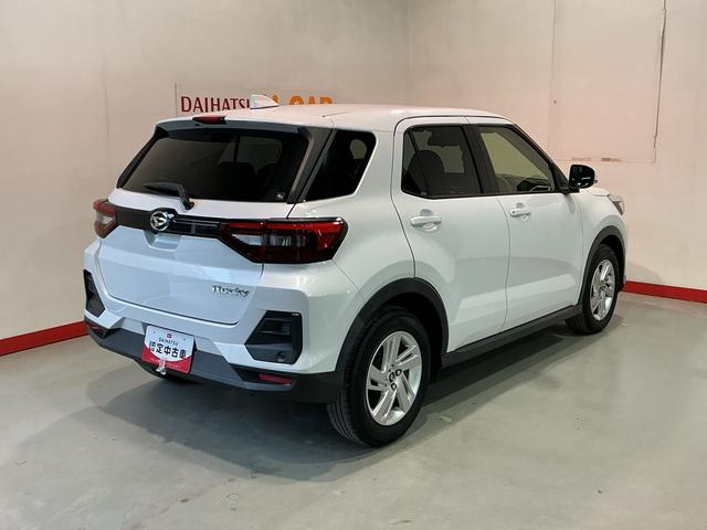 ロッキー Ｘ　オートハイビーム　シートヒーター　全方位カメラ　電動格納ドアミラー　バックモニター　ＬＥＤヘッドライト　車線逸脱警報　イモビライザ　コーナーセンサー　ドラレコ　アルミホイール（7枚目）