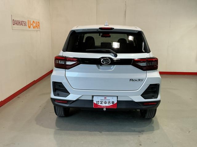 ロッキー Ｘ　オートハイビーム　シートヒーター　全方位カメラ　電動格納ドアミラー　バックモニター　ＬＥＤヘッドライト　車線逸脱警報　イモビライザ　コーナーセンサー　ドラレコ　アルミホイール（9枚目）