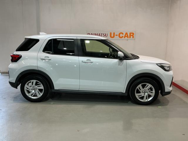 ロッキー Ｘ　オートハイビーム　シートヒーター　全方位カメラ　電動格納ドアミラー　バックモニター　ＬＥＤヘッドライト　車線逸脱警報　イモビライザ　コーナーセンサー　ドラレコ　アルミホイール（10枚目）