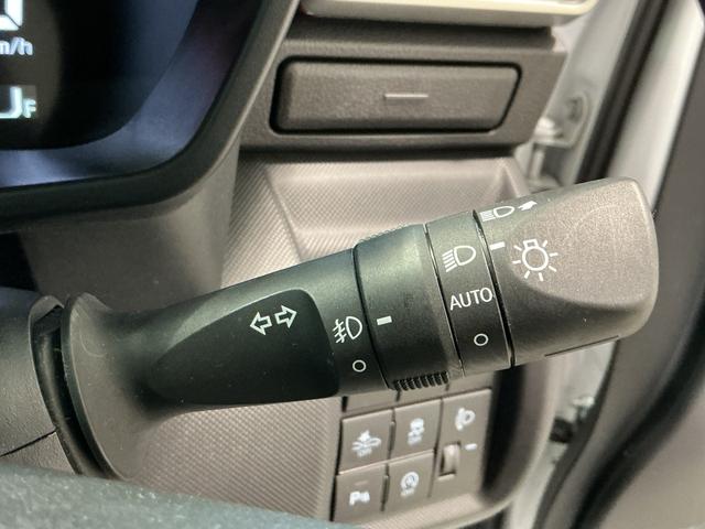 ロッキー Ｘ　オートハイビーム　シートヒーター　全方位カメラ　電動格納ドアミラー　バックモニター　ＬＥＤヘッドライト　車線逸脱警報　イモビライザ　コーナーセンサー　ドラレコ　アルミホイール（34枚目）