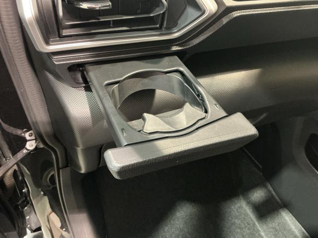 ロッキー プレミアムＧ　ＨＥＶ　バックカメラ付き　電動格納式ドアミラー　追従式クルーズコントロール　衝突被害軽減　盗難防止　衝突安全ボディ　アルミホイル　ＬＥＤライト　ＥＴＣ付　オートＬＥＤ　Ｓヒーター　ＴＶ（24枚目）