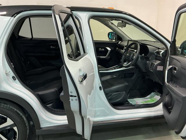 ロッキー プレミアムG HEV バックカメラ付き 電動格納式ドアミラー 衝突被害軽減 盗難防止 衝突安全ボディ ドラレコ アルミホイル LEDライト ETC付 Sヒーター スマートキー ナビTV アイドリングストップ(6枚目)