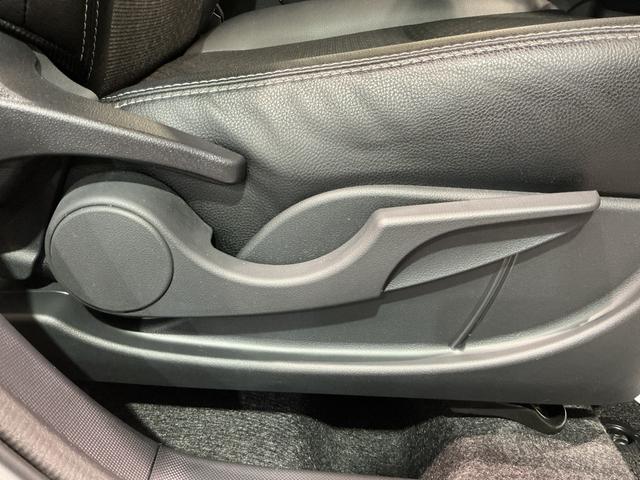 ロッキー プレミアムG HEV バックカメラ付き 電動格納式ドアミラー 衝突被害軽減 盗難防止 衝突安全ボディ ドラレコ アルミホイル LEDライト ETC付 Sヒーター スマートキー ナビTV アイドリングストップ(11枚目)