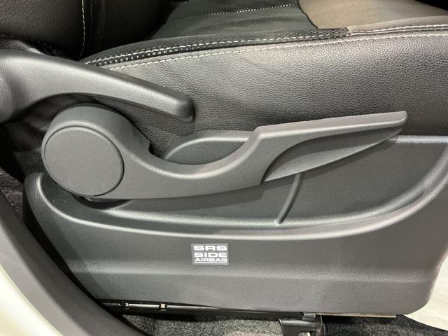 タント カスタムＲＳ　トップエディションＳＡＩＩＩ　ブレーキサポート　Ｂモニター　両側オートスライドドア　記録簿有　イモビライザー　ハイビームアシスト　電動格納ドアミラー　衝突安全ボディ　ナビＴＶ　Ａライト　ＬＥＤ　ターボ　キーフリー　ＡＢＳ（16枚目）