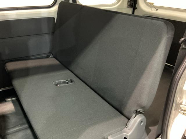 ハイゼットカーゴ DX LEDヘッドライト 踏み間違い防止 Wエアバック セキュリティアラーム キーフリーシステム エコアイドル 車線逸脱警報 切替4WD オートハイビーム オートライト スライドドア ABS(17枚目)