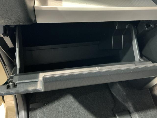 タント X アイドリングストップ車 ブレーキサポート 電動ミラー スマートキーシステム LEDライト キーレスキー 車線逸脱警報 オートハイビーム 片側電動両側スライドドア 盗難警報装置 Pソナー(32枚目)