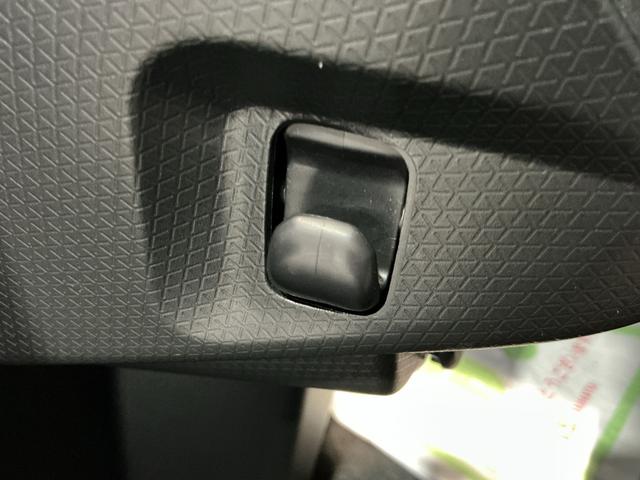 タント X アイドリングストップ車 ブレーキサポート 電動ミラー スマートキーシステム LEDライト キーレスキー 車線逸脱警報 オートハイビーム 片側電動両側スライドドア 盗難警報装置 Pソナー(33枚目)