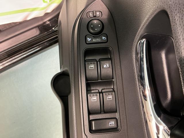 タント カスタムX 衝突軽減ブレーキ リアコーナーセンサー 車線逸脱防止 アイドリングストップ機能 盗難警報装置 LED ワンオーナー キーレスエントリー 前席シートヒーター オートLED 電動格納ミラー スマキー(30枚目)