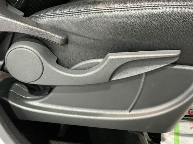 タント カスタムＸ　３６０°カメラ　衝突軽減ブレーキ　リアコーナーセンサー　車線逸脱防止　アイドリングストップ機能　ＴＶ　盗難警報装置　ＬＥＤ　キーレスエントリー　前席シートヒーター　オートＬＥＤ　スマキー（16枚目）