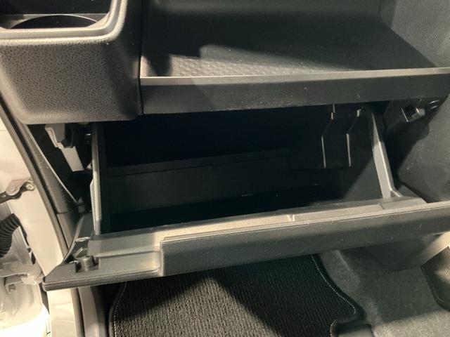 タント カスタムＸ　３６０°カメラ　衝突軽減ブレーキ　リアコーナーセンサー　車線逸脱防止　アイドリングストップ機能　ＴＶ　盗難警報装置　ＬＥＤ　キーレスエントリー　前席シートヒーター　オートＬＥＤ　スマキー（32枚目）