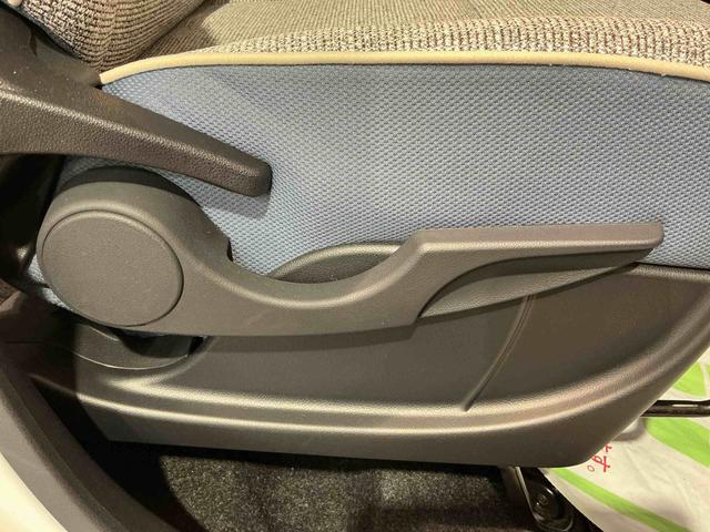 ムーヴキャンバス ストライプスＧ　前後障害物センサー　アイドルストップ　ナビＴＶ　Ｂカメラ　ＥＴＣ　セキュリティアラーム　ドライブレコーダー　スマートキープッシュスタート　Ｓヒーター　キーフリーキー　ＬＥＤライト（47枚目）