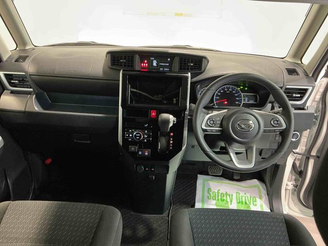 エンジンルームやドアエッジ等、細部まで徹底した清掃と洗浄を実施しております。