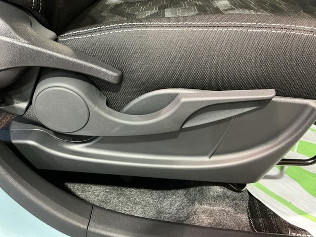 タフト Ｇ　クロムベンチャー　レーダークルーズコントロール　衝突軽減装置　Ｓヒーター　パークセンサー　電動格納式ミラー　車線逸脱警報装置　サンル－フ　Ａ－ＳＴＯＰ　ワンオーナー　ＬＥＤヘッドライト　イモビ　オートライト（11枚目）