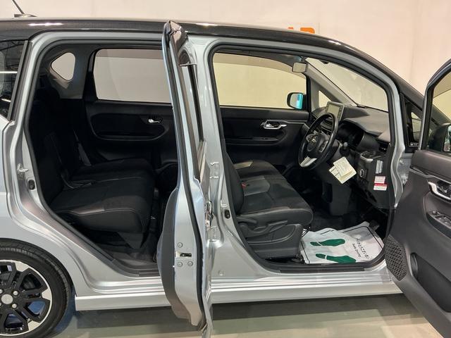 ムーヴ カスタム　ＲＳ　ハイパーＳＡＩＩ　電格ミラー　ＬＥＤヘットライト　横滑り防止機能　ＥＴＣ車載器　アイドルストップ　ターボ　車線逸脱警報　キーフリー　オートライト　ナビＴＶ　ベンチシート　デュアルエアバッグ　エアバッグ　ＡＢＳ（6枚目）