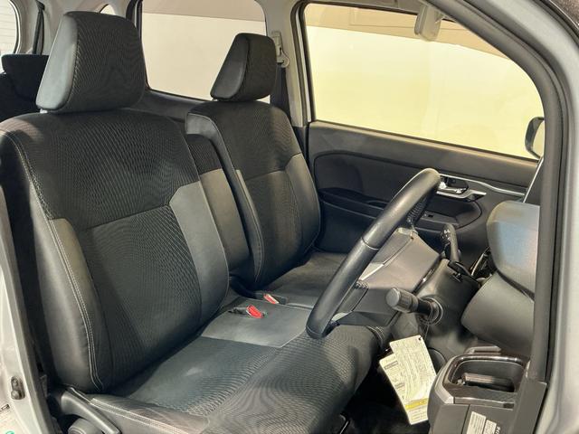 ムーヴ カスタム　ＲＳ　ハイパーＳＡＩＩ　電格ミラー　ＬＥＤヘットライト　横滑り防止機能　ＥＴＣ車載器　アイドルストップ　ターボ　車線逸脱警報　キーフリー　オートライト　ナビＴＶ　ベンチシート　デュアルエアバッグ　エアバッグ　ＡＢＳ（10枚目）