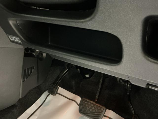 ムーヴ カスタム　ＲＳ　ハイパーＳＡＩＩ　電格ミラー　ＬＥＤヘットライト　横滑り防止機能　ＥＴＣ車載器　アイドルストップ　ターボ　車線逸脱警報　キーフリー　オートライト　ナビＴＶ　ベンチシート　デュアルエアバッグ　エアバッグ　ＡＢＳ（23枚目）