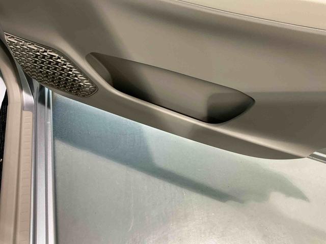 ムーヴ Ｘ　ＳＡＩＩ　衝突被害軽減Ｂ　盗難防止　ナビＴＶ　レーンキープアシスト　電動格納ミラー　横滑り防止装置　助手席エアバッグ　ベンチシート　キーレス　衝突安全ボディ　スマキー　ＡＢＳ　アルミホイール　運転席エアバッグ（19枚目）