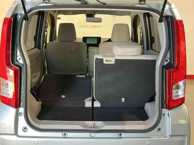 ムーヴ Ｘ　ＳＡＩＩ　衝突被害軽減Ｂ　盗難防止　ナビＴＶ　レーンキープアシスト　電動格納ミラー　横滑り防止装置　助手席エアバッグ　ベンチシート　キーレス　衝突安全ボディ　スマキー　ＡＢＳ　アルミホイール　運転席エアバッグ（34枚目）