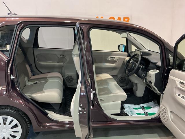 ムーヴ Ｌ　ＳＡＩＩＩ　電動格納・電動ミラー　ＡＵＴＯライト　車線逸脱　ＶＳＣ　ｉ－ＳＴＯＰ　盗難防止　キーレスエントリーシステム　Ｗエアバッグ　バックモニター　ハイビームアシスト　フロントベンチシート（6枚目）