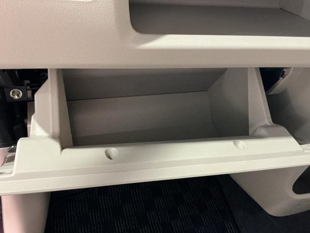 ムーヴ Ｌ　ＳＡＩＩＩ　電動格納・電動ミラー　ＡＵＴＯライト　車線逸脱　ＶＳＣ　ｉ－ＳＴＯＰ　盗難防止　キーレスエントリーシステム　Ｗエアバッグ　バックモニター　ハイビームアシスト　フロントベンチシート（24枚目）