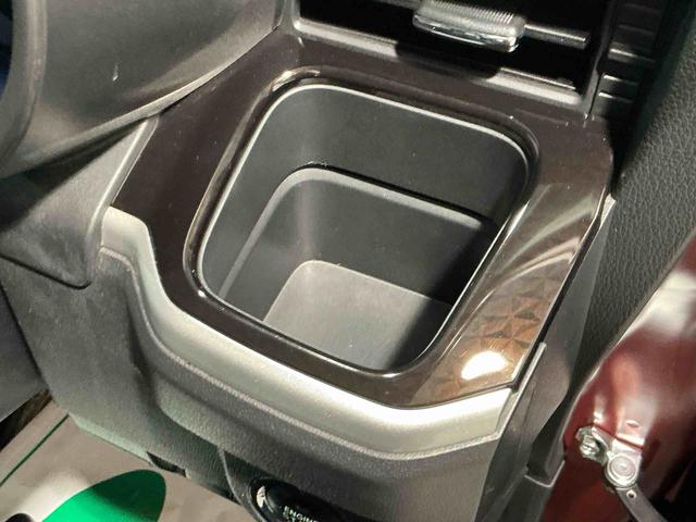 ムーヴ カスタム　ＲＳ　ハイパーリミテッドＳＡＩＩＩ　運転席シートヒーター　オートハイビーム　衝突安全ボディ　セキュリティアラーム　ＬＥＤヘッドライト　ドラレコ　キーフリーシステム　ナビＴＶ　アイドリングストップ　オートライト（18枚目）