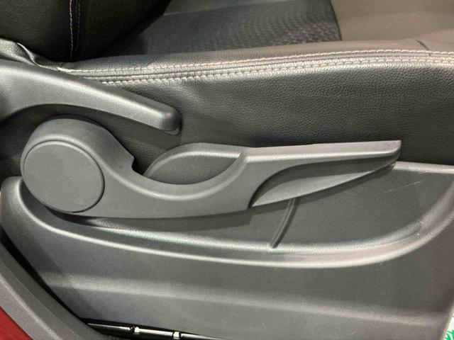 ムーヴ カスタム　ＲＳ　ハイパーリミテッドＳＡＩＩＩ　運転席シートヒーター　オートハイビーム　衝突安全ボディ　セキュリティアラーム　ＬＥＤヘッドライト　ドラレコ　キーフリーシステム　ナビＴＶ　アイドリングストップ　オートライト（41枚目）