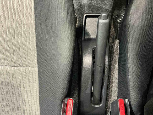 ミライース Ｌ　ＳＡＩＩＩ　アイドリングＳＴＯＰ　アルミ　リヤカメラ　前後障害物センサー　衝突防止　ＥＴＣ装備　キ－レス　イモビライザー　Ｗエアバッグ　横滑防止　レーンキープアシスト　オートハイビーム　運転席エアバック（23枚目）